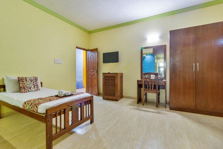 Bedroom 3, Larios Beach Holidays, North Goa