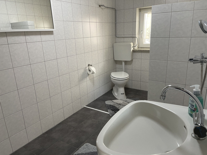 Bathroom 4, Ferienhaus Hopfental, Kelheim