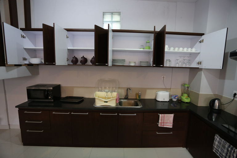 Dining Room 10