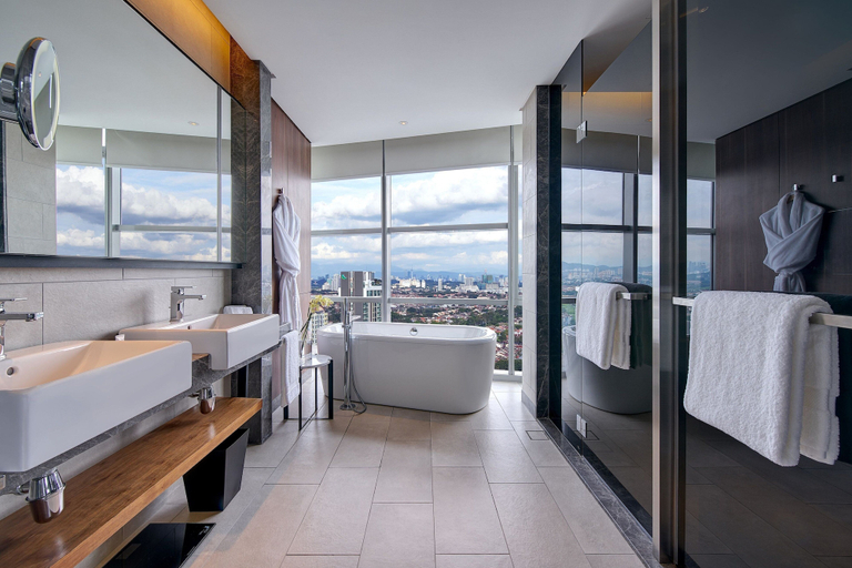 Bathroom 5, Le Meridien Petaling Jaya, Petaling Jaya