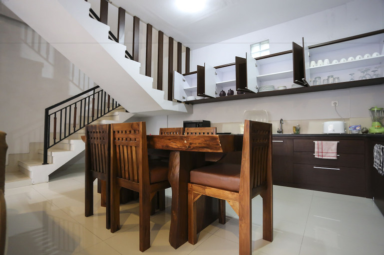 Dining Room 5