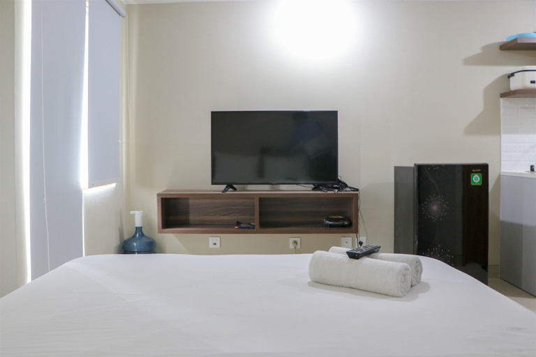 Bedroom 4, Modern Look and Homey Studio Apartment LRT City Jatibening, Bekasi