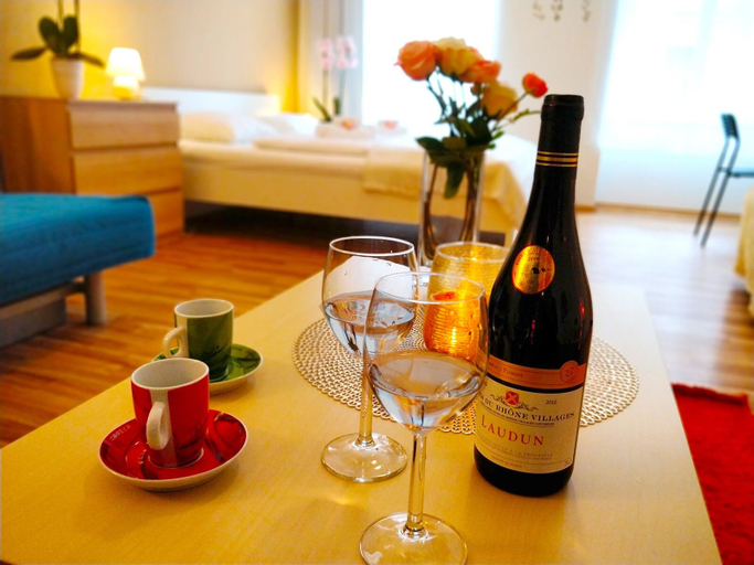 Food & Drinks 5, Lidicka Apartments, Praha 5