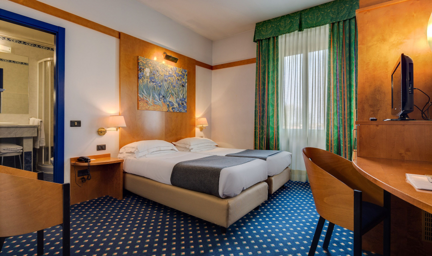Bedroom 2, Hotel San Marco & Formula Club, Parma