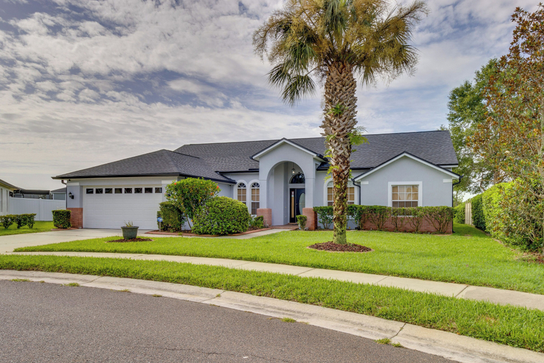 Exterior & Views 2, 12 Mi to Disney: Home w/ Pool & Spa in Clermont, Lake