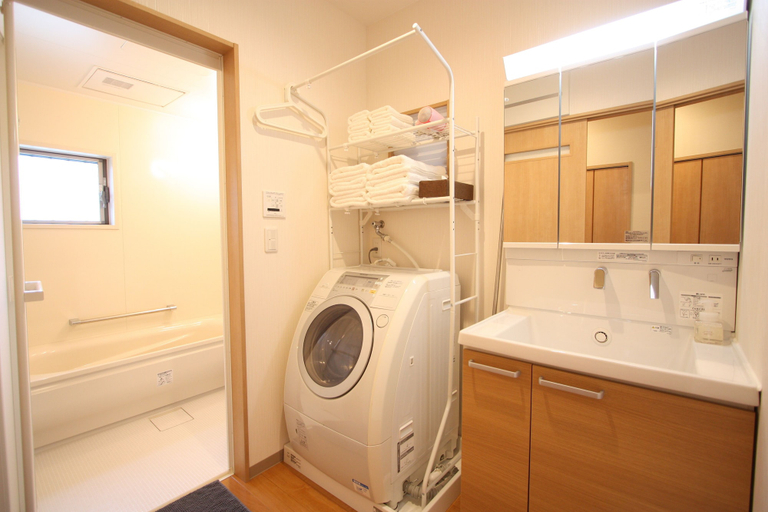 Bathroom 4, GuestHouse SagaArashiyama, Kyoto