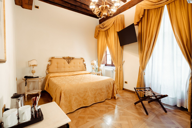 Bedroom 3, Palazzo Alexander Hotel, Lucca