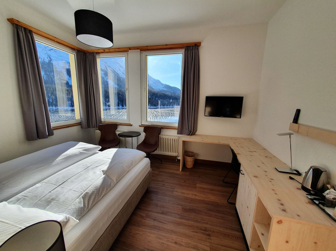 Bedroom 3, Hotel Waldhaus am See, Maloja