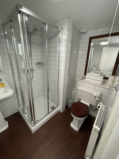 Bathroom 4, The Abbey Hotel, East Sussex