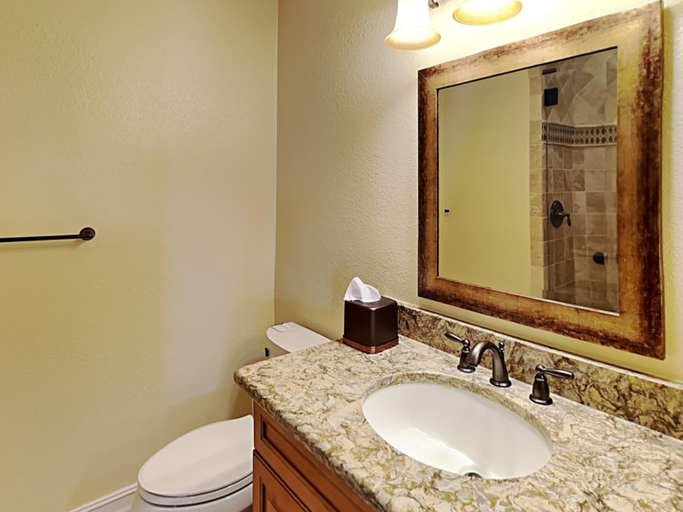 Bathroom 3, Waterside 266, Lee