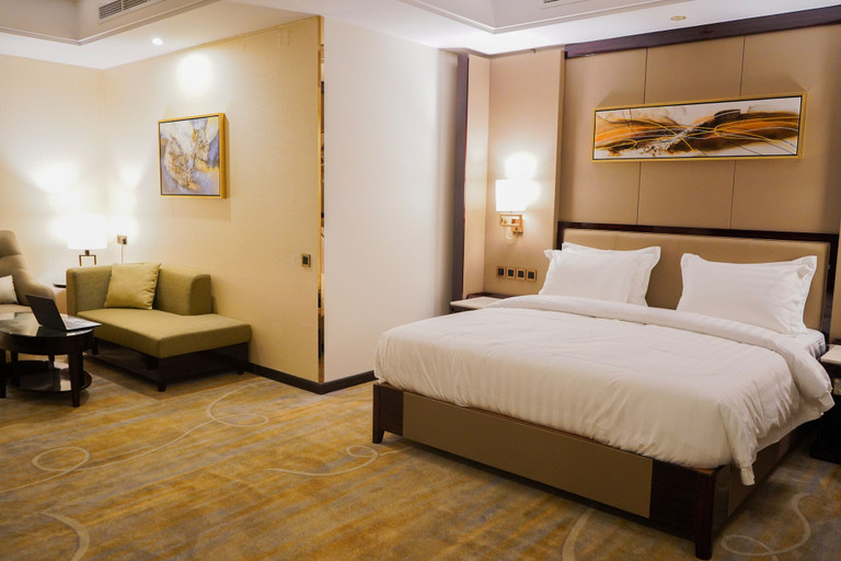 Bedroom 3, Al Ertiqaa Hotel, Jeddah