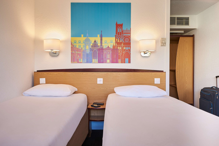 Bedroom 4, Kyriad Direct Strasbourg Ouest - Zénith, Bas-Rhin