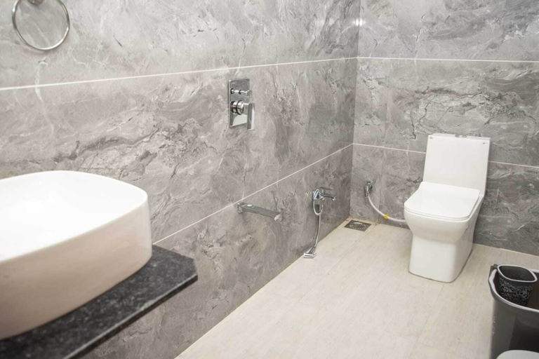 Bathroom, Omkara Resort, Rajkot