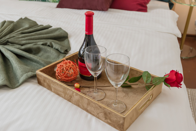 Food & Drinks 5, GM Apartment Malaya Nikitskaya, Central