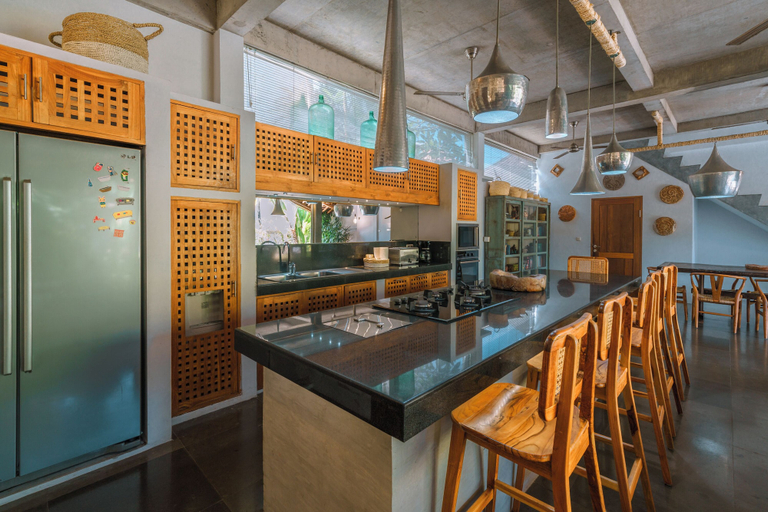 Food & Drinks 4, Villa Teman-Luxury 4BR Villa in Seminyak, Badung