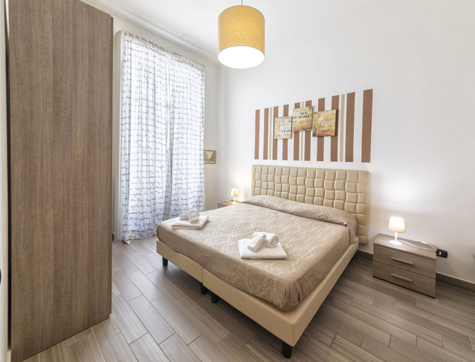 Bedroom 5, Be Italian Flat Duomo 319, Napoli