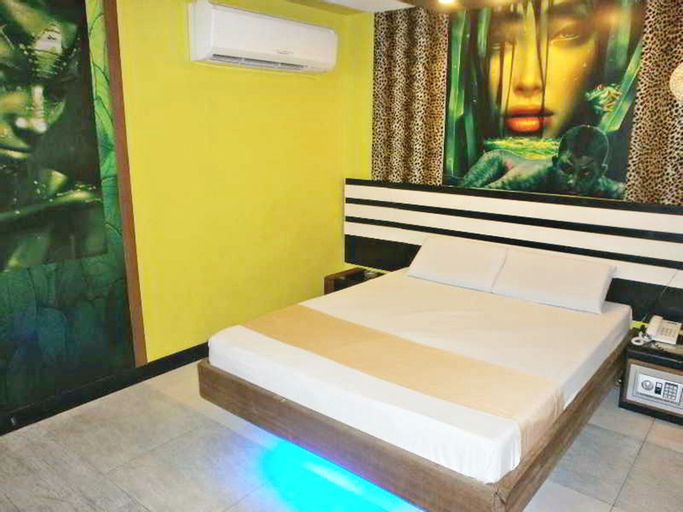 Bedroom 8