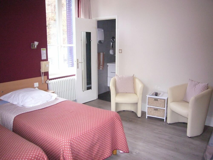 Bedroom 5, Sarl Aux Studios Du Parc, Vosges