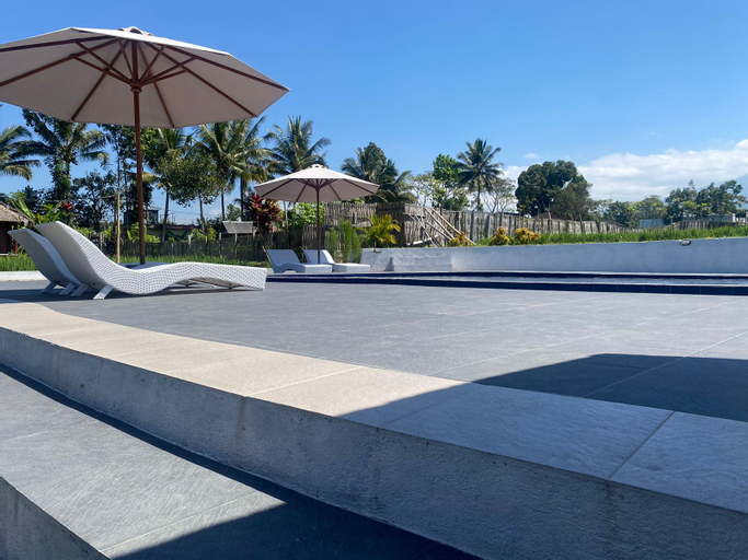 Sport & Beauty 2, Pondok Indah Bungalow, Lombok