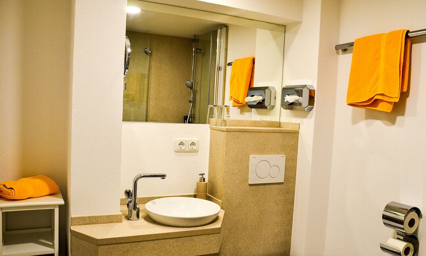 Bathroom, Posthotel Restaurant Johannesberg, Vogelsbergkreis