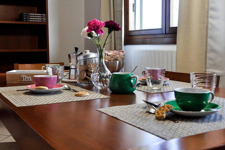 In-room dining 5, Decumana Apartment, Bologna