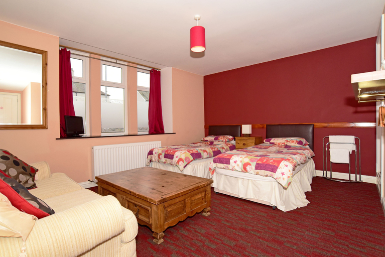 Bedroom 2, St Cyrus Village Inn, Aberdeenshire