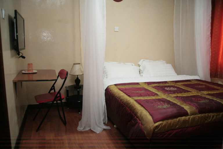 Bedroom 2, The Headquarters Inn, Langata