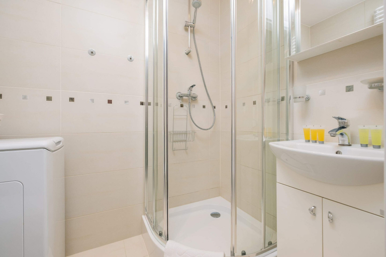 Bathroom 3, Miodowa Old Town Apartment, Warsaw