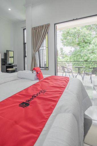 Bedroom 16