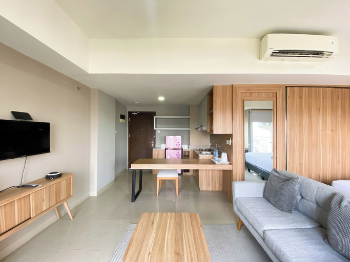 Others 4, Spacious and Elegant Studio Apartment Mustika Golf Residence By Travelio, Cikarang