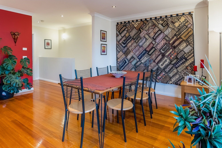 Others 5, StayCentral - Tranquil Townhouse, Melbourne