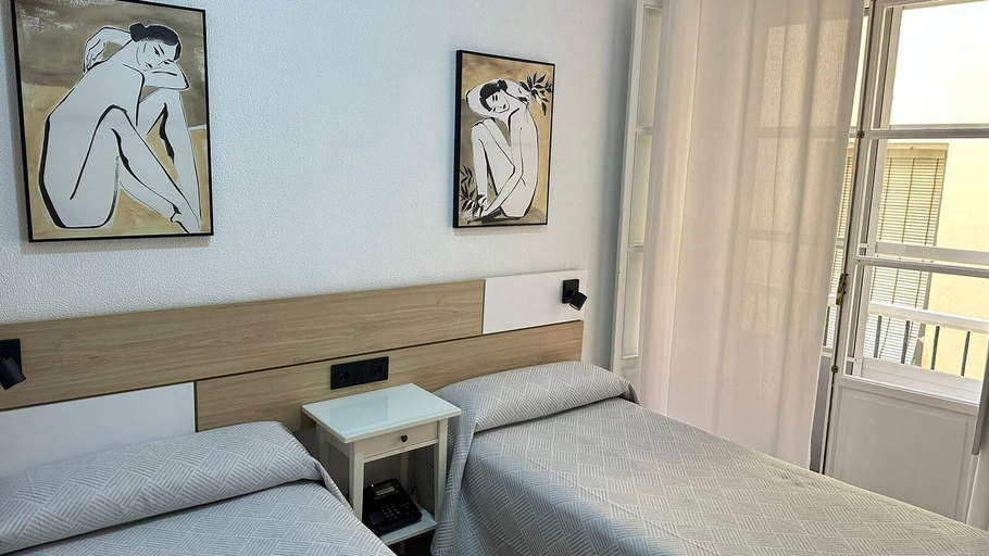 Bedroom 2, Hostal Bahía, Cádiz
