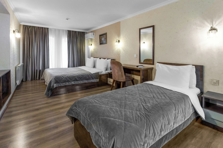 Bedroom 3, Moss Art Hotel, Baku