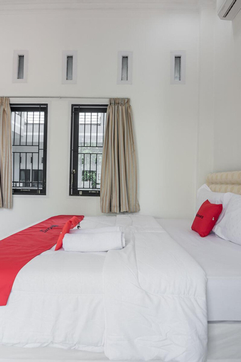 Bedroom 27