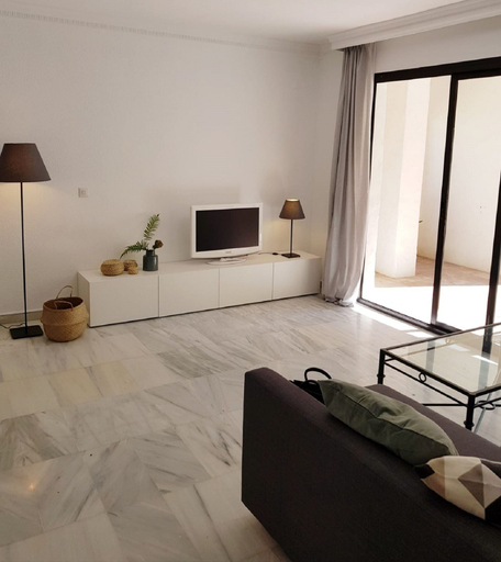 Others 4, Groundfloor Apartment In Puerto Banus, Málaga