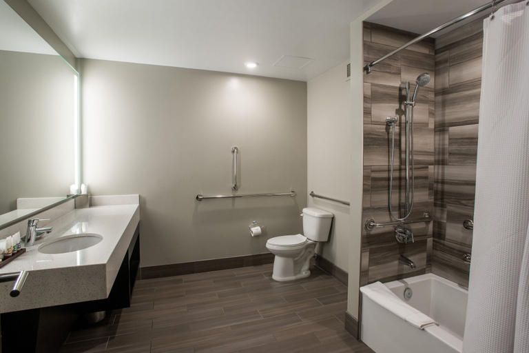 Bathroom 4, Magnolia Hotel Denver, A Tribute Portfolio Hotel, Denver