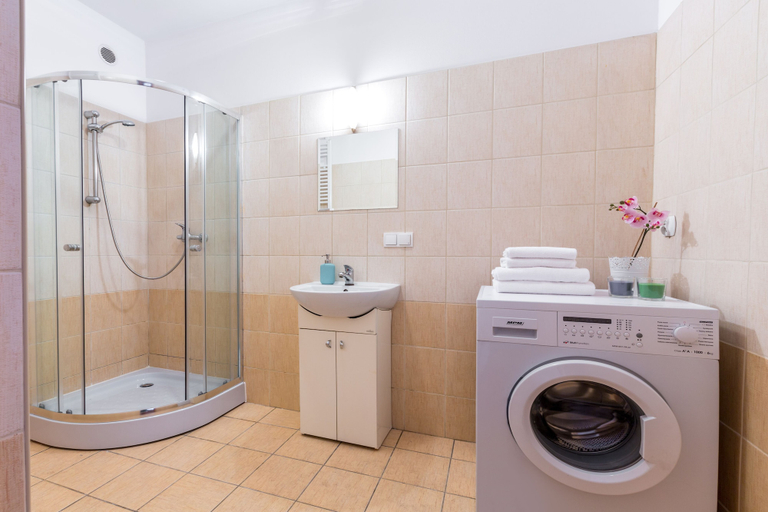 Bathroom 3, FriendHouse Apartments - Avenue, Kraków City
