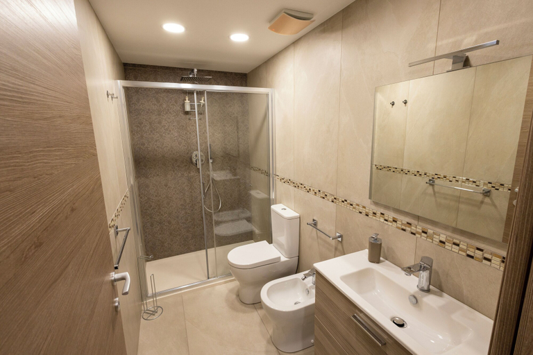 Bathroom 5, Catania Center B&B, Catania