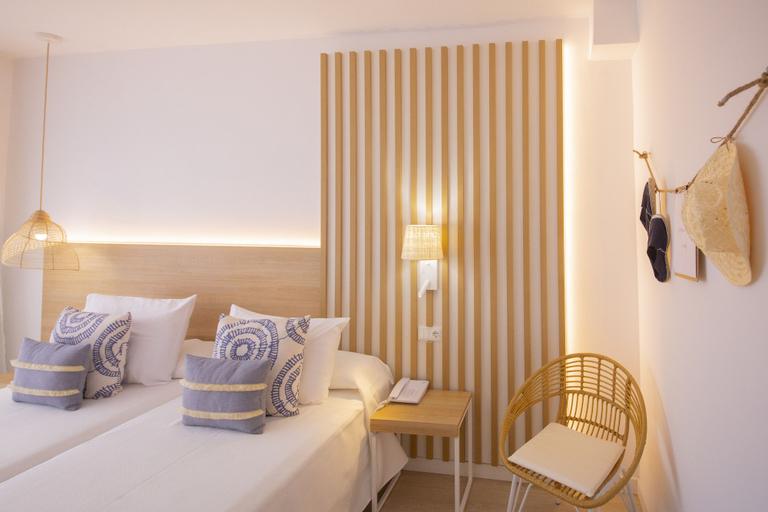 Bedroom 4, Cala Font, Tarragona