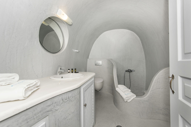 Bathroom 5, Horizon Aeifos Suites, South Aegean