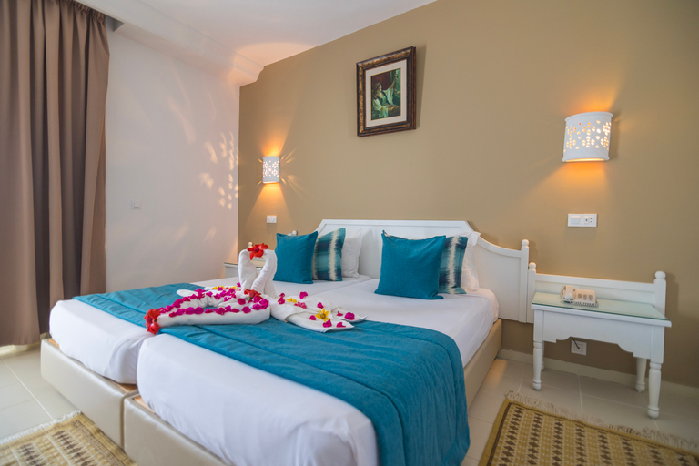 Bedroom 3, Hotel TMK Marine Beach by Turismak, Houmt Souk