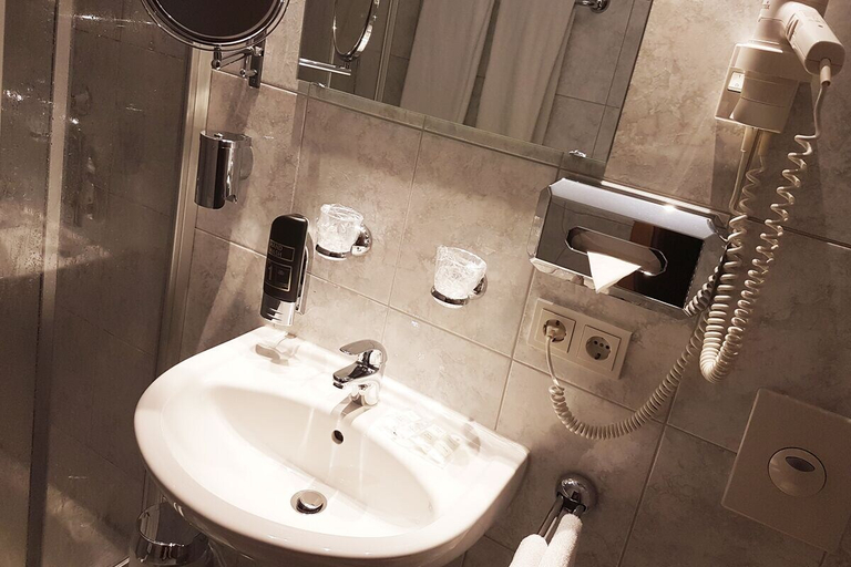 Bathroom 5, Hotel Residence, Main-Kinzig-Kreis