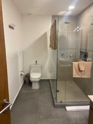Bathroom 4, Cozy 5th Avenue Apartment with roof pool By 369, Cozumel