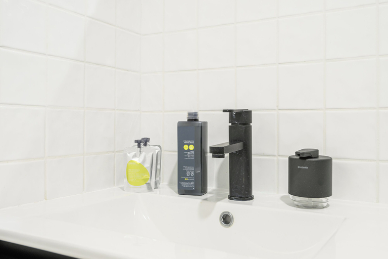 Others 4, NAX Apartment B by Liiiving, Porto