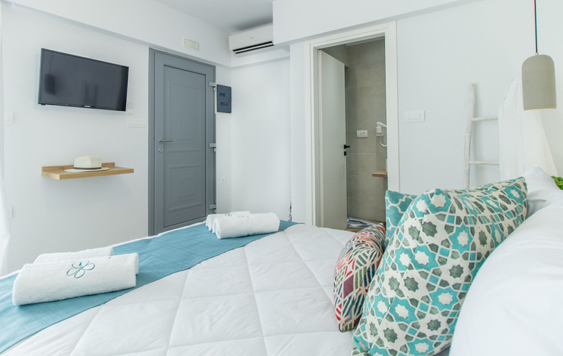 Bedroom 4, Margaret of Naxos, South Aegean