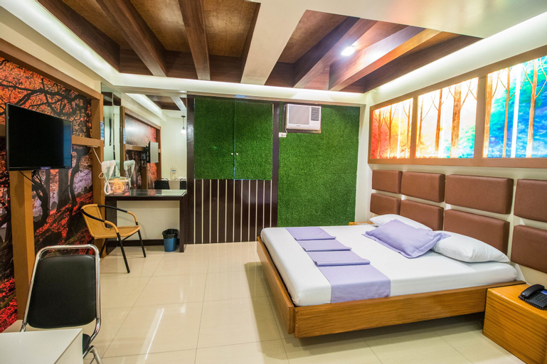 Bedroom 13
