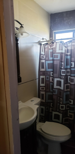 Bathroom, Hakal Valle Verde, Juárez