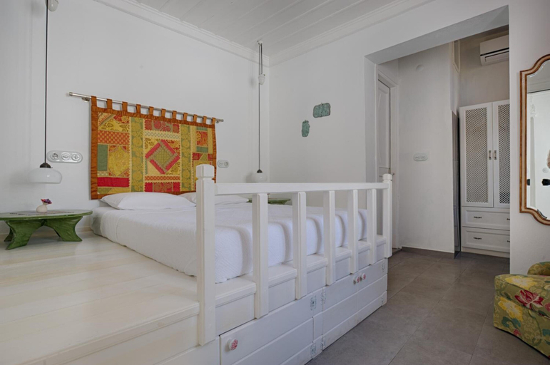 Bedroom 3, Amaranda Ada Evi - Adults Only, Bozcaada