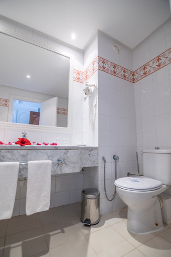 Bathroom 5, Hotel TMK Marine Beach by Turismak, Houmt Souk