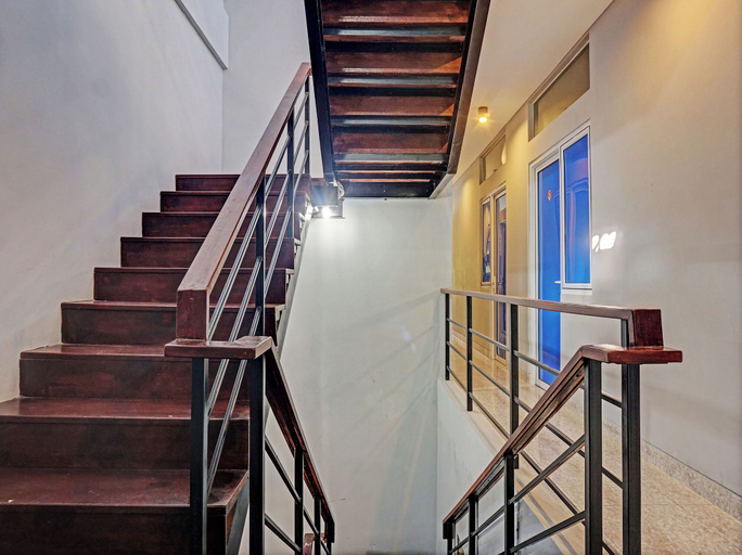 Others 5, Capital O 92765 J&b Smart Sentul, Bogor